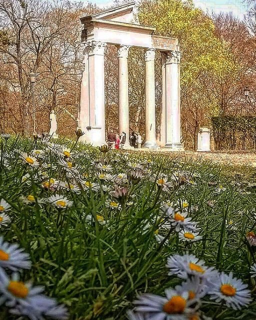 Villa Borghese, detail